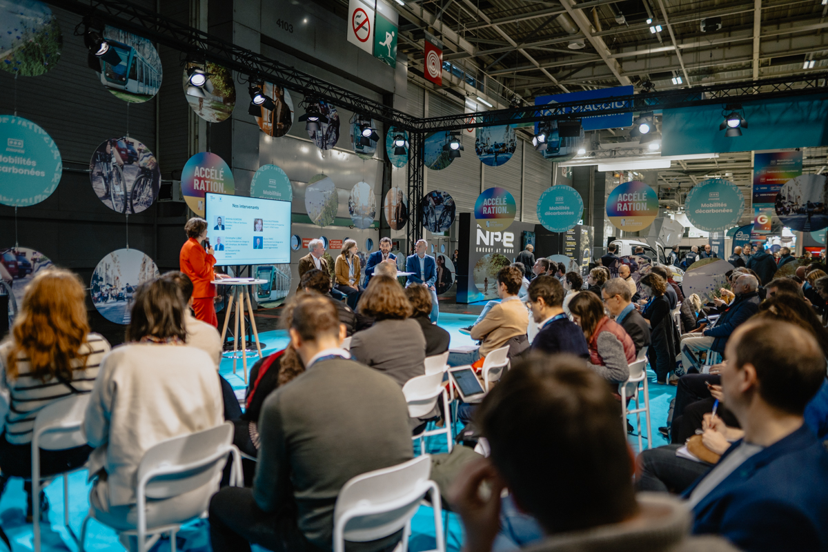 Salon des Maires - Atmosphère Mobilités décarbonées Salon des Maires - Atmosphère Mobilités décarbonées