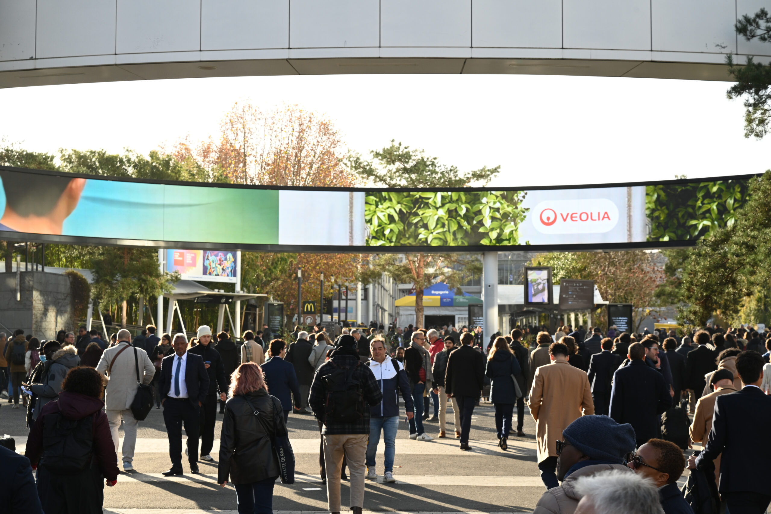 L’anneau à l’entrée du Salon